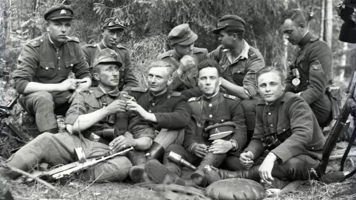 « Frères de la forêt, des résistants face à l'URSS »